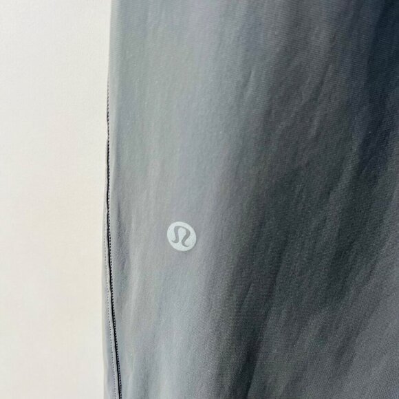 Lululemon Men Surge joggers, Gray/Blue , Size L B164 - B166 - Picture 10 of 12